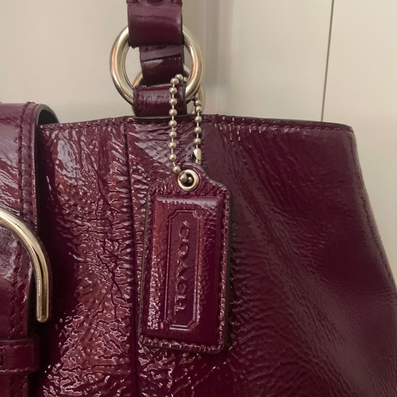 Coach purse - Picture 2 of 4